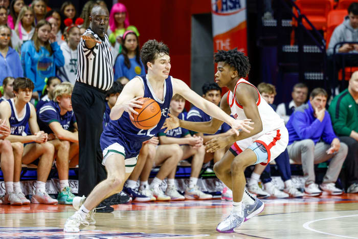 Homewood-Flossmoor New Trier Illinois boys basketball March 8 2024 Nate Latsch 26664
